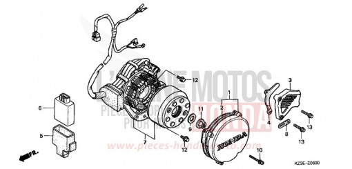 PANNEAU CARTER-MOTEUR G. CR250RY de 2000